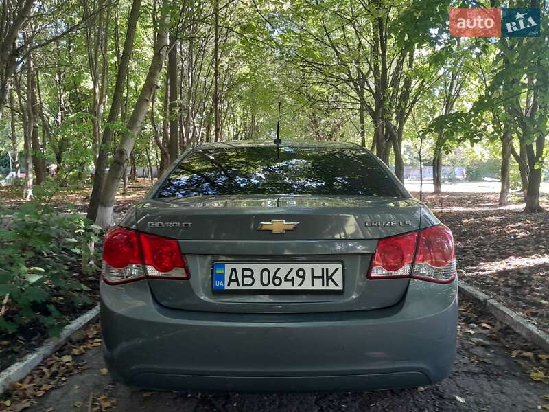 Седан Chevrolet Cruze 2010 в Казатине