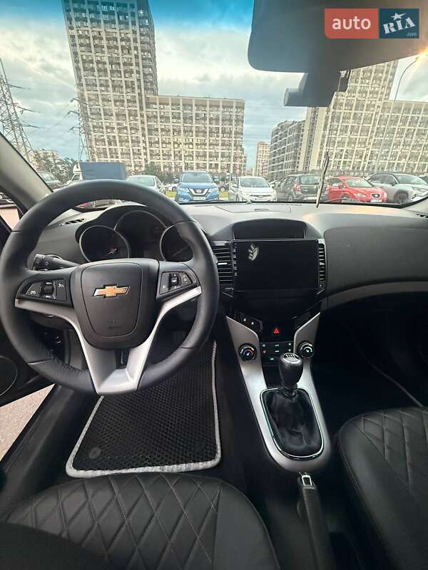 Седан Chevrolet Cruze 2012 в Киеве
