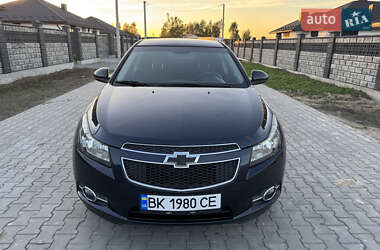 Седан Chevrolet Cruze 2014 в Рівному
