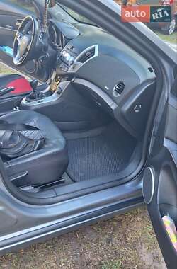 Универсал Chevrolet Cruze 2016 в Изюме