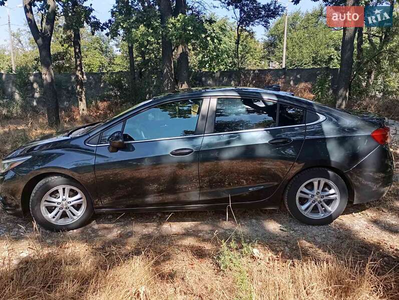 Седан Chevrolet Cruze 2017 в Одесі