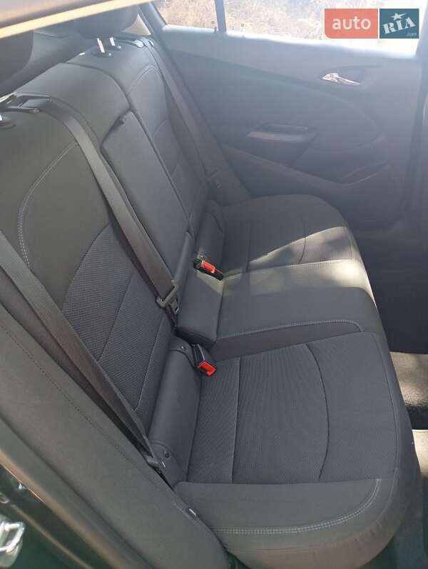 Седан Chevrolet Cruze 2017 в Одесі