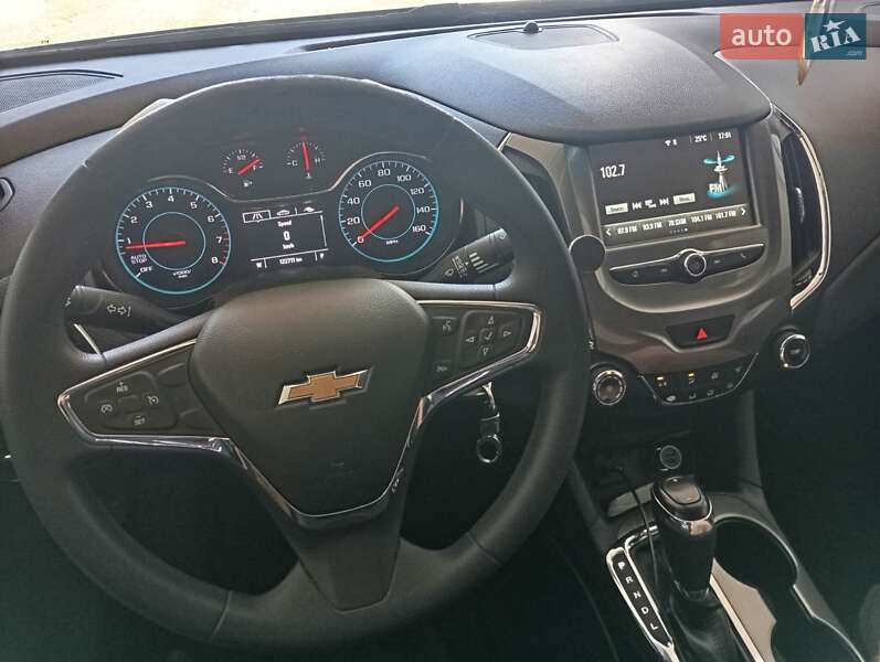 Седан Chevrolet Cruze 2017 в Одесі