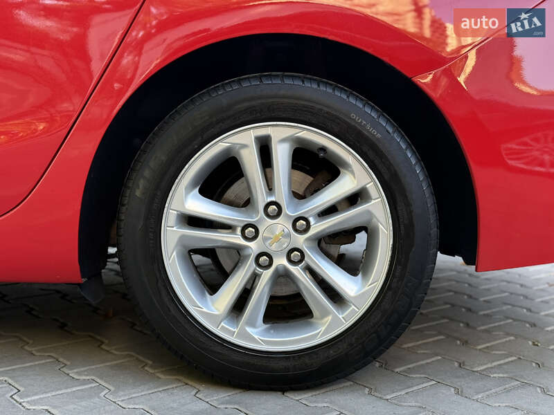 Седан Chevrolet Cruze 2017 в Одесі