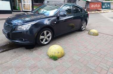 Седан Chevrolet Cruze 2012 в Києві