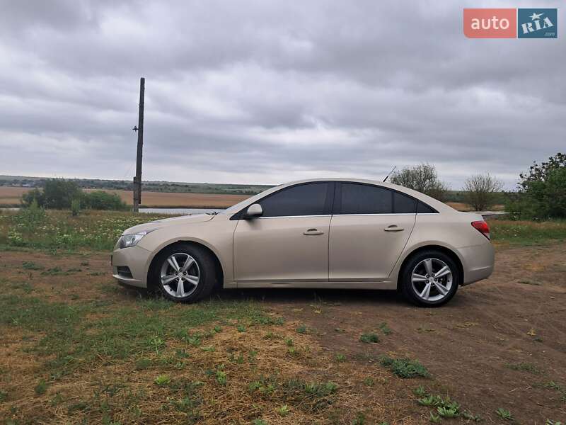 Chevrolet Cruze 2011