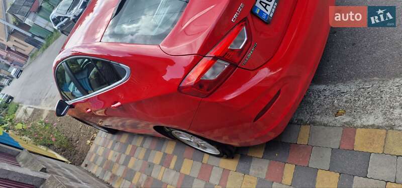Седан Chevrolet Cruze 2017 в Ужгороді