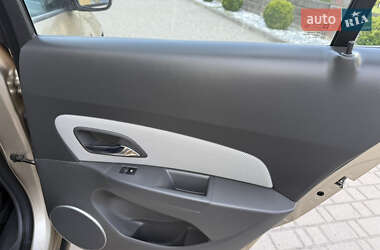 Седан Chevrolet Cruze 2009 в 