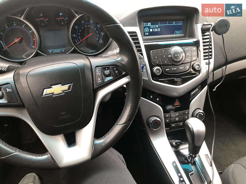 Седан Chevrolet Cruze 2010 в Тернополі фото 4 Седан Chevrolet Cruze 2010 в Тернополі