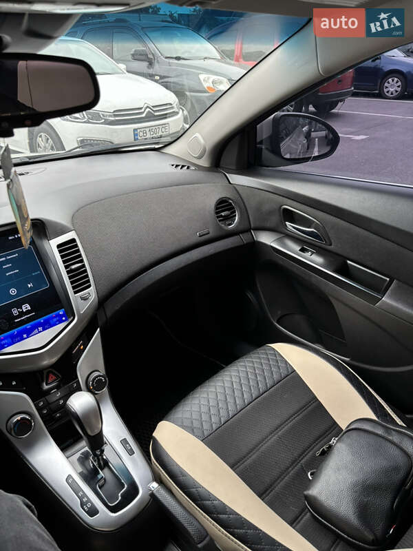 Седан Chevrolet Cruze 2014 в Чернигове