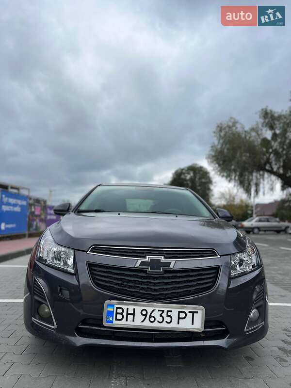 Седан Chevrolet Cruze 2013 в Ізмаїлі