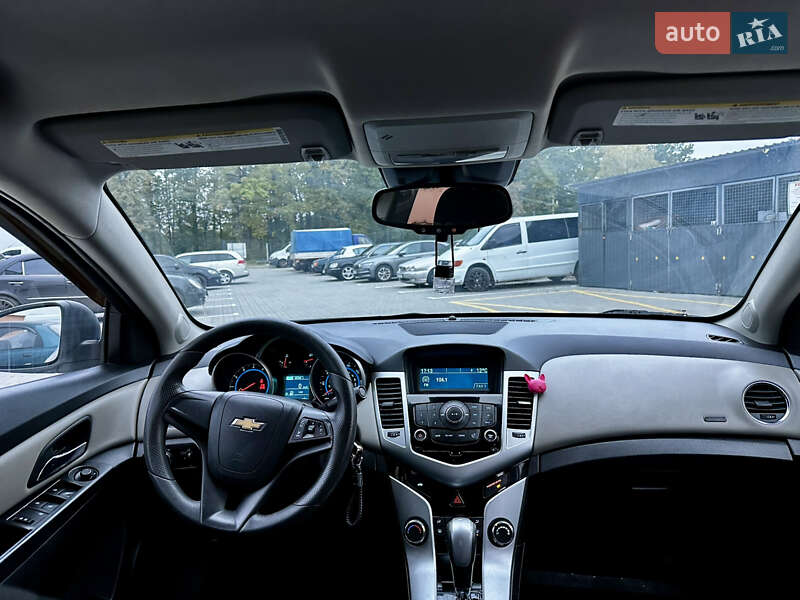Седан Chevrolet Cruze 2015 в Вінниці