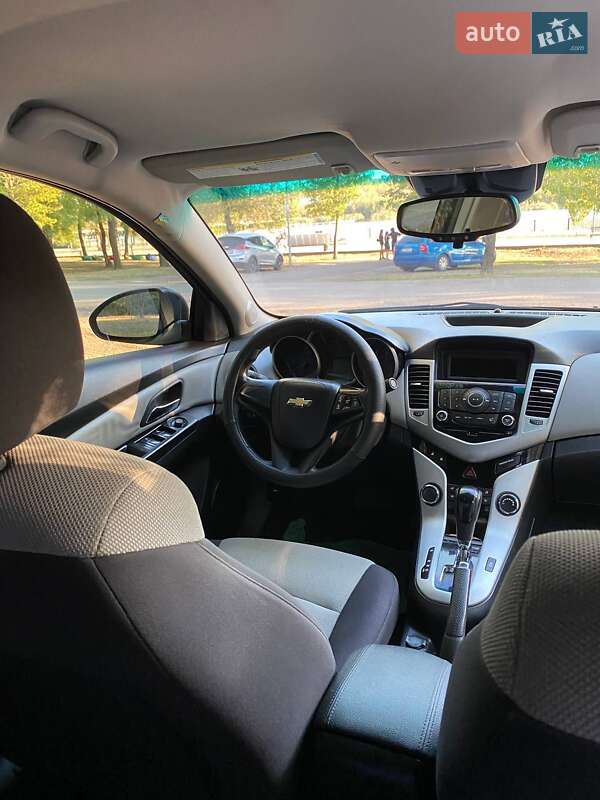 Седан Chevrolet Cruze 2012 в Кривому Розі фото 3 Седан Chevrolet Cruze 2012 в Кривому Розі