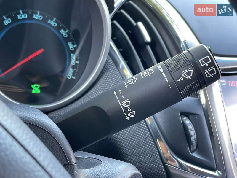 Хэтчбек Chevrolet Cruze 2014 в Киеве фото 18 Хэтчбек Chevrolet Cruze 2014 в Киеве