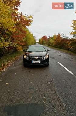 Седан Chevrolet Cruze 2011 в Черновцах
