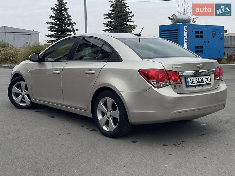 Седан Chevrolet Cruze 2014 в Дніпрі фото 6 Седан Chevrolet Cruze 2014 в Дніпрі