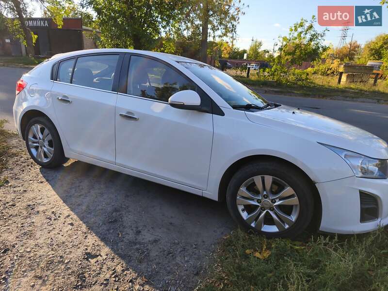 Хэтчбек Chevrolet Cruze 2013 в Полтаве
