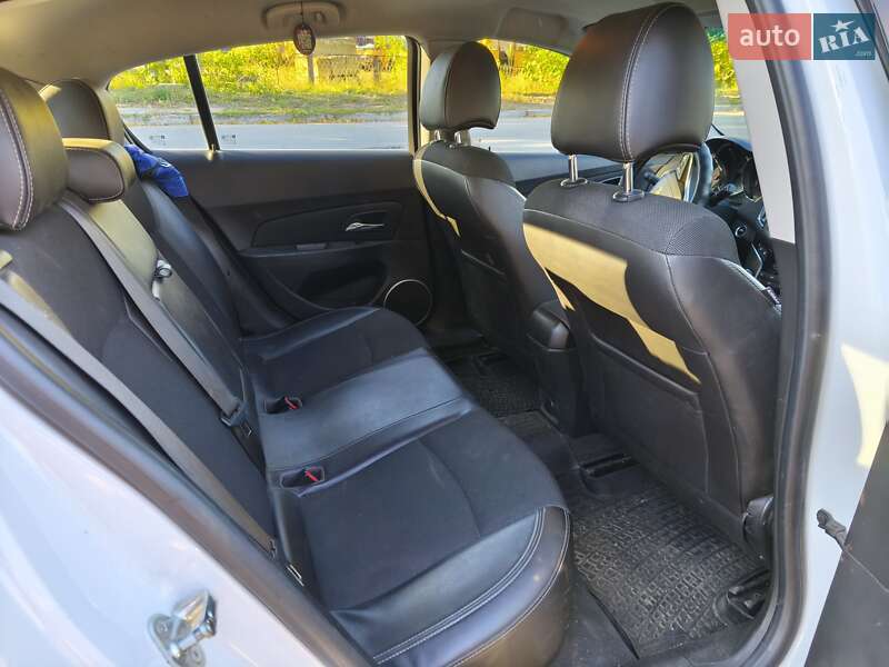 Хэтчбек Chevrolet Cruze 2013 в Полтаве