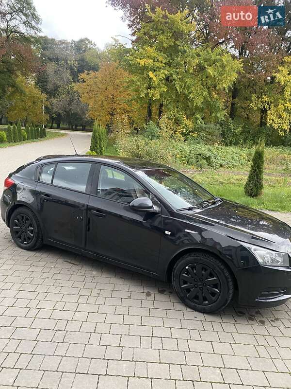 Хетчбек Chevrolet Cruze 2012 в Львові