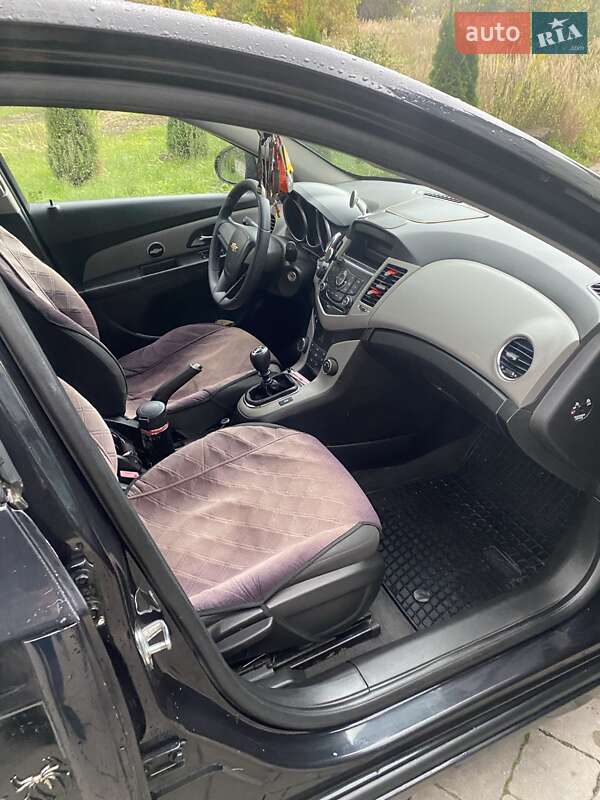 Хетчбек Chevrolet Cruze 2012 в Львові