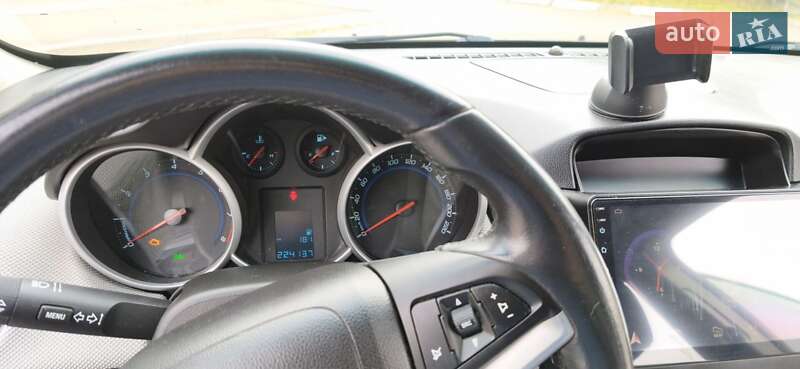 Седан Chevrolet Cruze 2010 в Броварах фото 13 Седан Chevrolet Cruze 2010 в Броварах