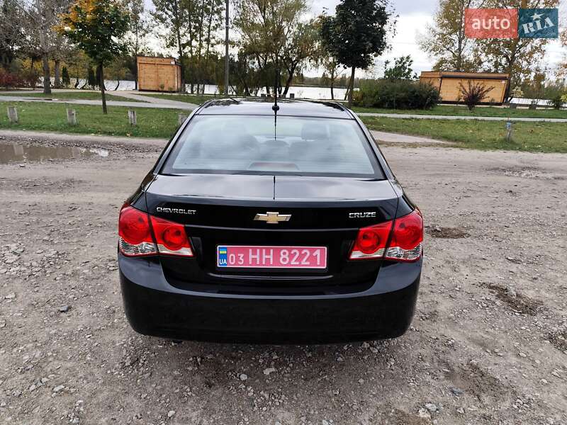 Седан Chevrolet Cruze 2009 в Киеве фото 10 Седан Chevrolet Cruze 2009 в Киеве