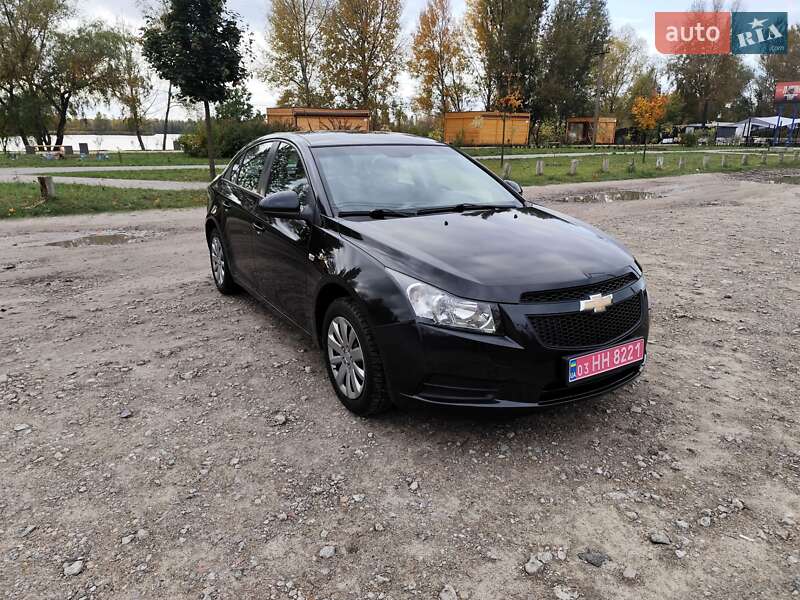 Седан Chevrolet Cruze 2009 в Киеве фото 2 Седан Chevrolet Cruze 2009 в Киеве