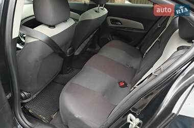 Седан Chevrolet Cruze 2013 в 