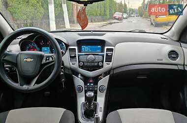 Седан Chevrolet Cruze 2013 в 