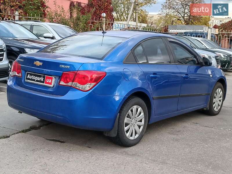Седан Chevrolet Cruze 2011 в Харкові