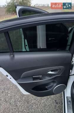 Седан Chevrolet Cruze 2011 в 