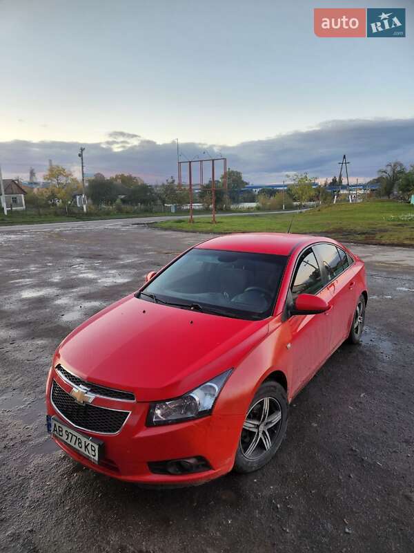 Седан Chevrolet Cruze 2010 в Виннице