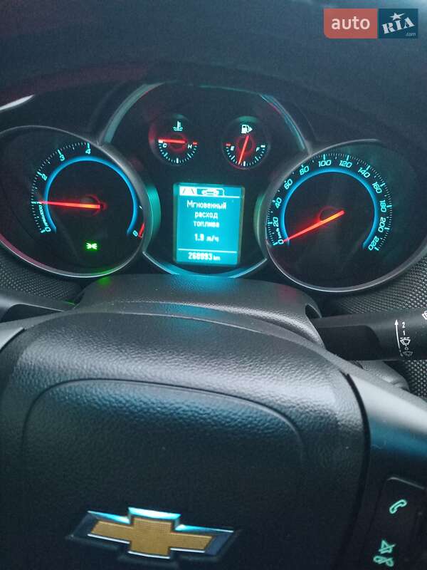 Седан Chevrolet Cruze 2014 в Киеве фото Седан Chevrolet Cruze 2014 в Киеве