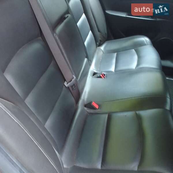 Седан Chevrolet Cruze 2013 в Чернігові
