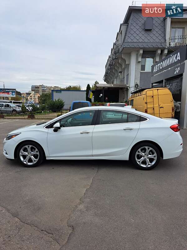 Седан Chevrolet Cruze 2016 в Киеве