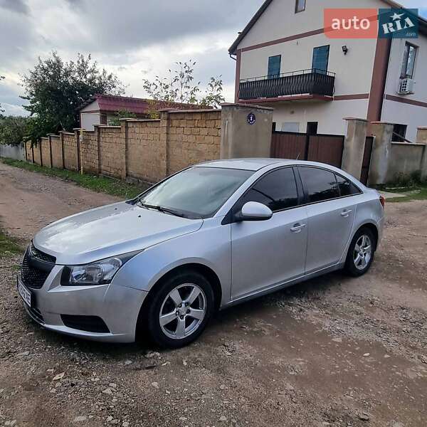 Седан Chevrolet Cruze 2014 в Одессе фото 27 Седан Chevrolet Cruze 2014 в Одессе