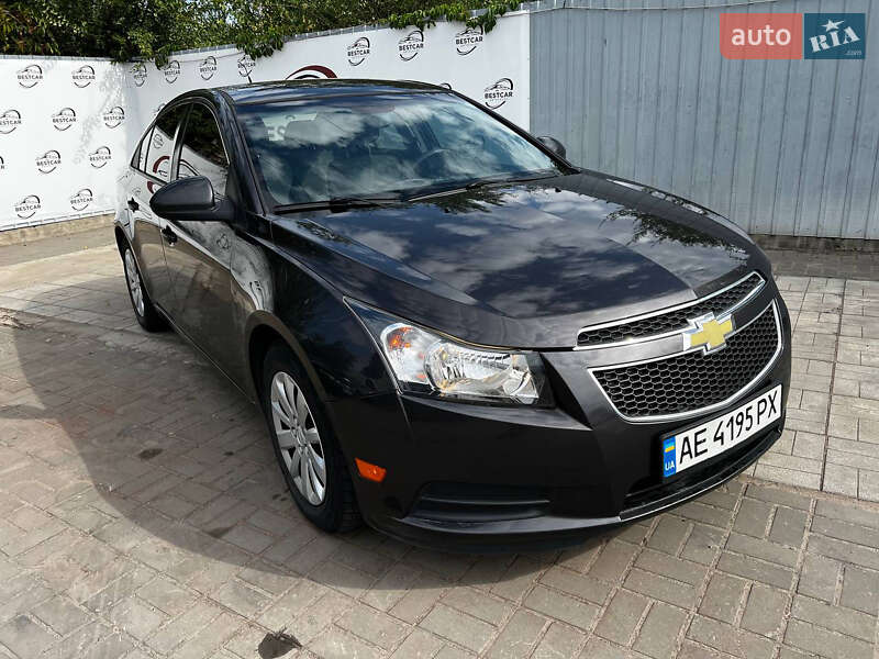 Седан Chevrolet Cruze 2014 в Днепре