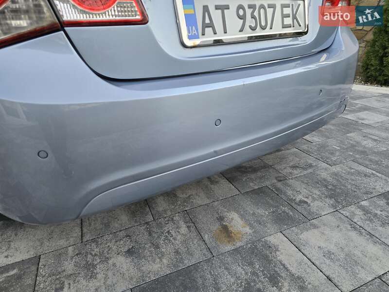 Седан Chevrolet Cruze 2011 в Ивано-Франковске