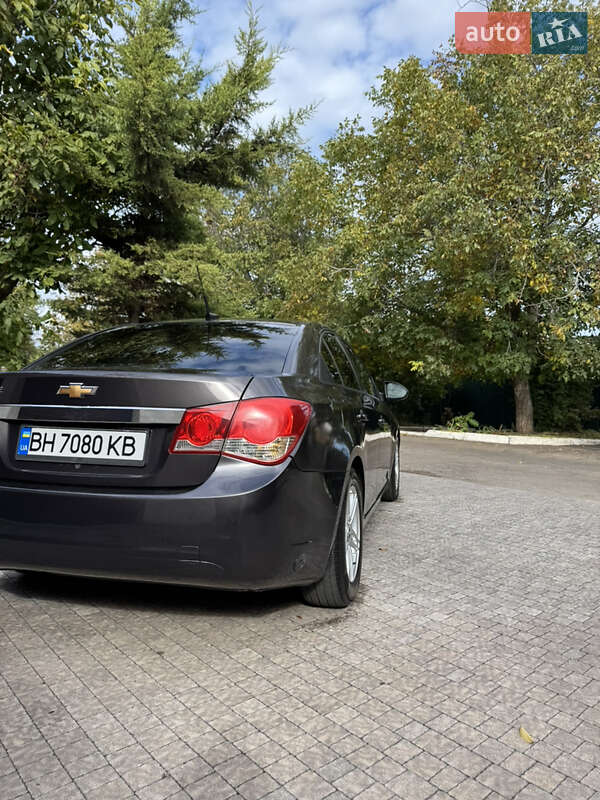 Седан Chevrolet Cruze 2014 в Одессе фото 4 Седан Chevrolet Cruze 2014 в Одессе