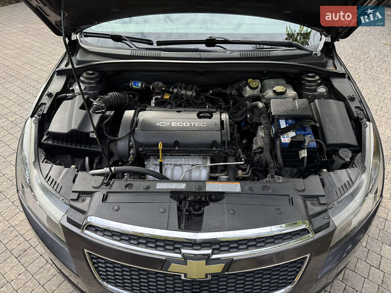 Седан Chevrolet Cruze 2014 в Одессе фото 18 Седан Chevrolet Cruze 2014 в Одессе