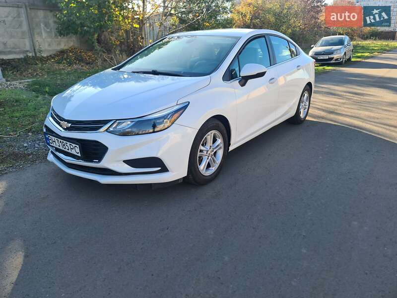 Седан Chevrolet Cruze 2016 в Черноморске
