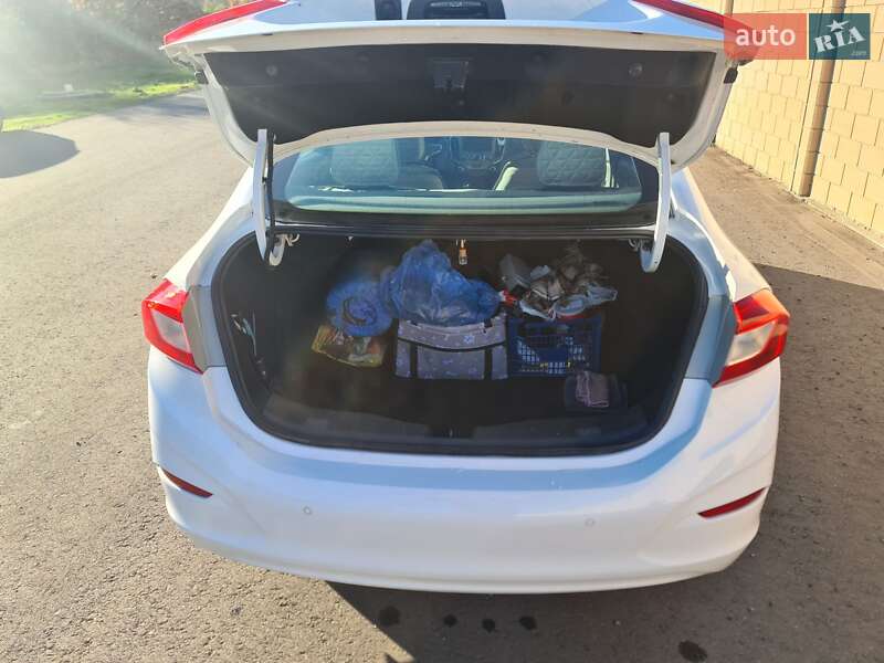 Седан Chevrolet Cruze 2016 в Черноморске