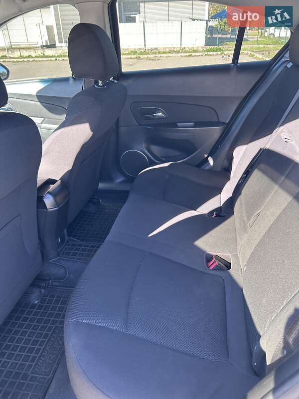Седан Chevrolet Cruze 2012 в Киеве фото 7 Седан Chevrolet Cruze 2012 в Киеве