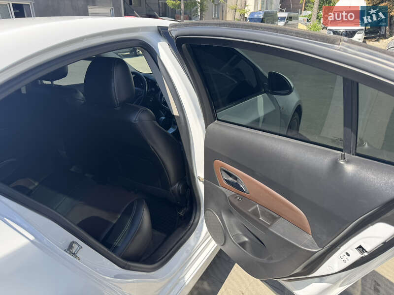 Седан Chevrolet Cruze 2014 в Тернополе фото 14 Седан Chevrolet Cruze 2014 в Тернополе