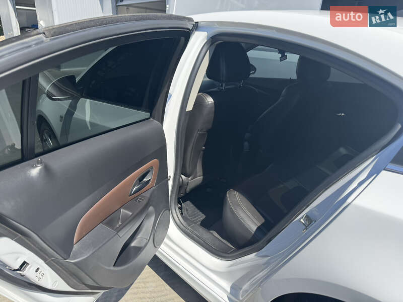 Седан Chevrolet Cruze 2014 в Тернополе фото 16 Седан Chevrolet Cruze 2014 в Тернополе