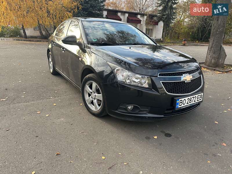 Седан Chevrolet Cruze 2009 в Тернополе