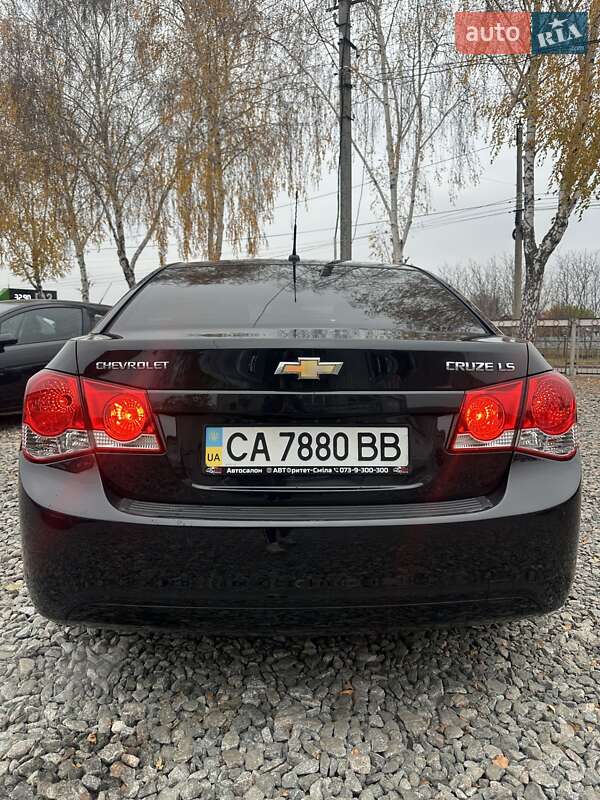 Седан Chevrolet Cruze 2010 в Смеле