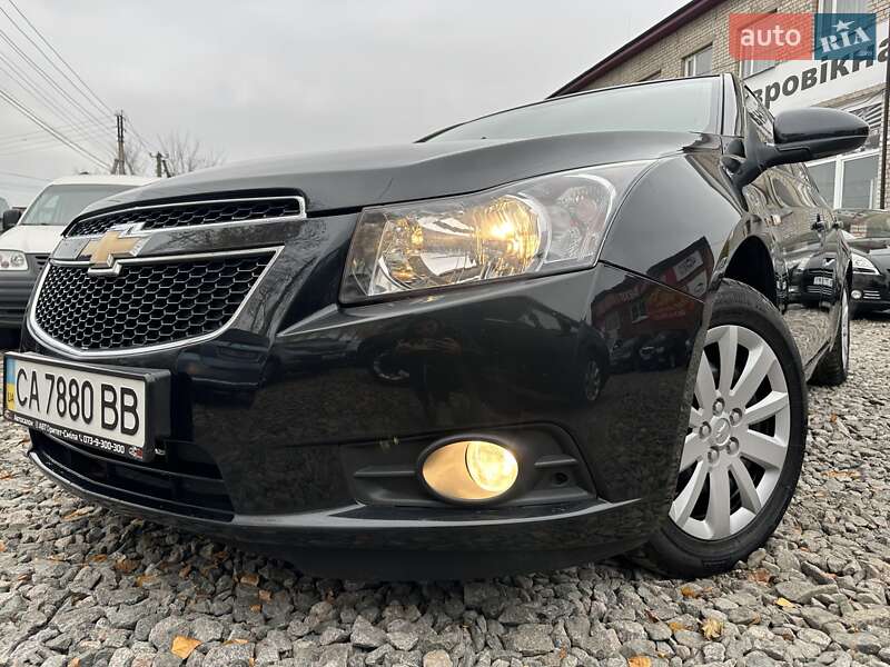 Седан Chevrolet Cruze 2010 в Смеле