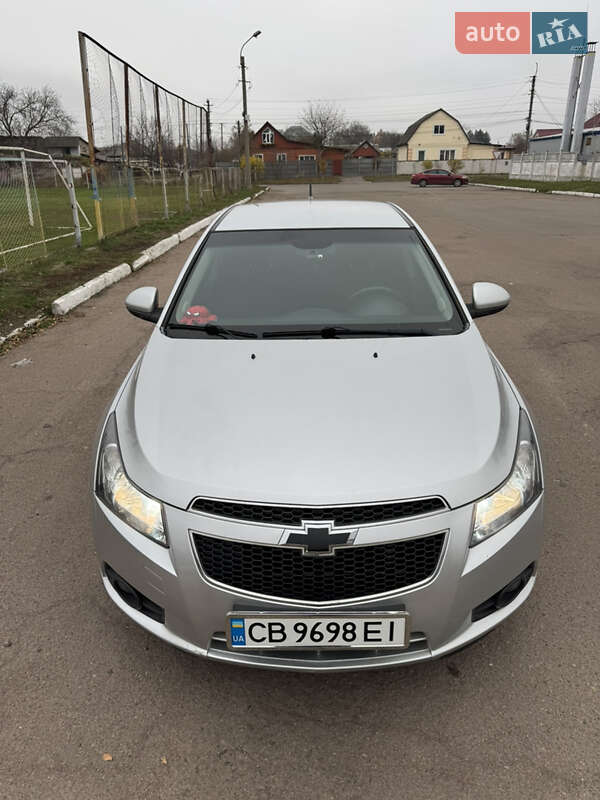 Хэтчбек Chevrolet Cruze 2011 в Прилуках фото 3 Хэтчбек Chevrolet Cruze 2011 в Прилуках