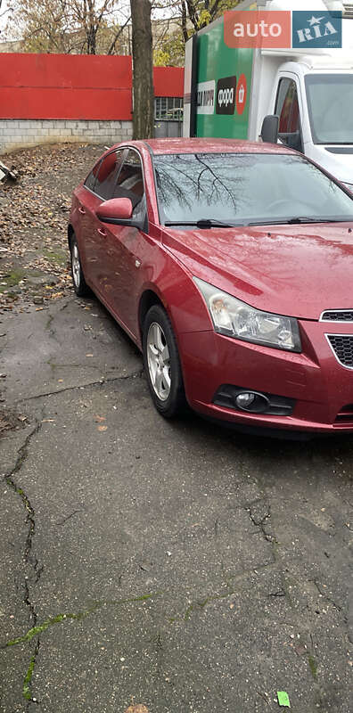 Седан Chevrolet Cruze 2010 в Киеве фото 2 Седан Chevrolet Cruze 2010 в Киеве